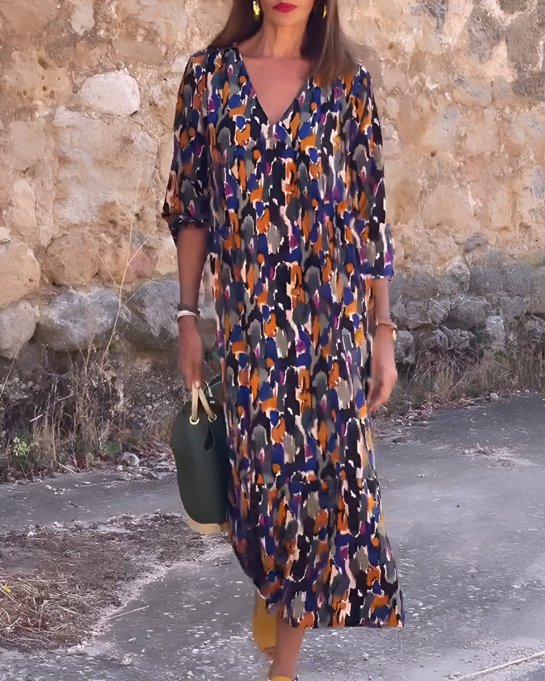 Sadie | Long V-neck dress with retro pattern