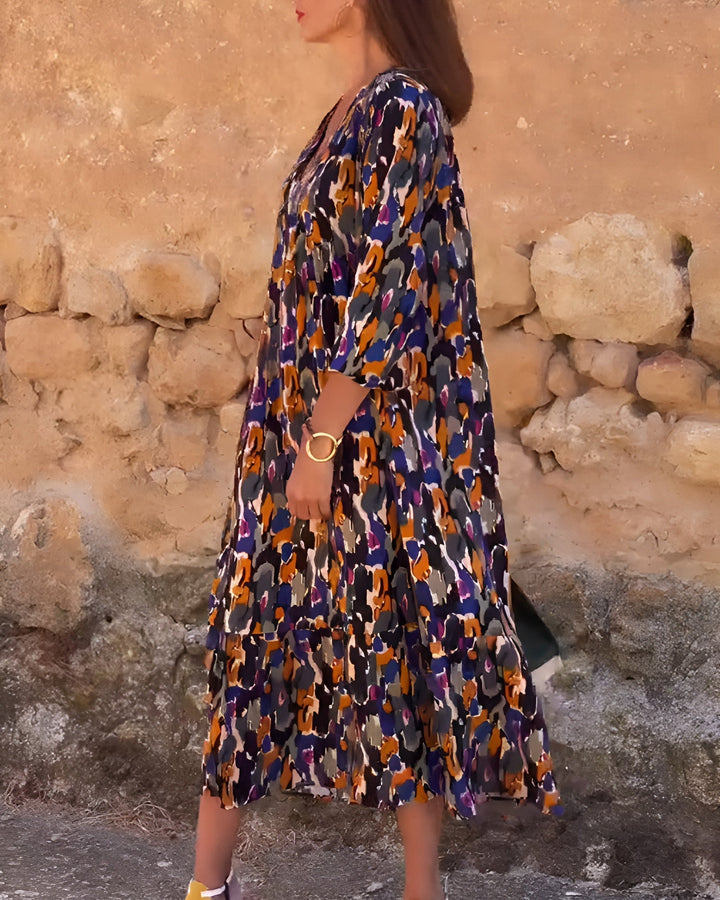 Sadie | Long V-neck dress with retro pattern