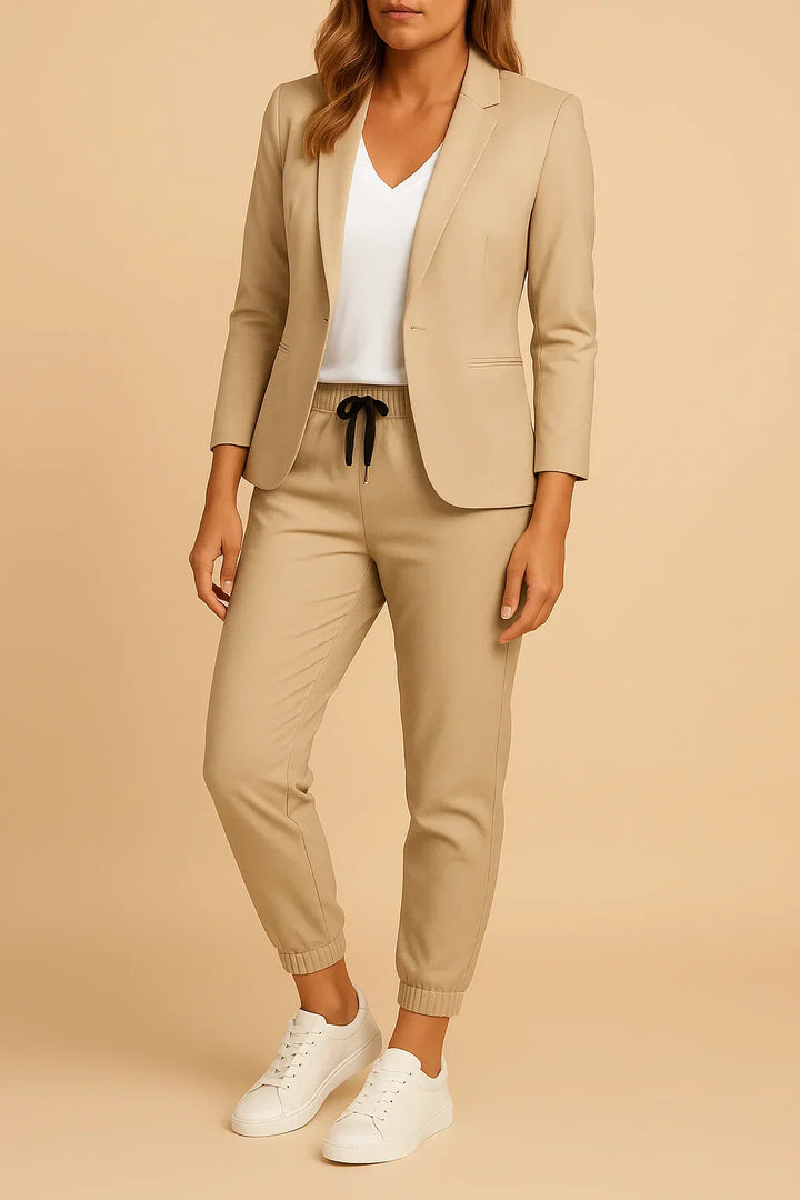 Julia | Elegant Women's Suit