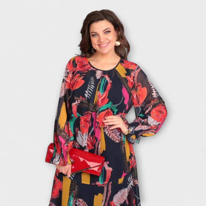 Debbie | Elegant plus-size dress for ultimate comfort